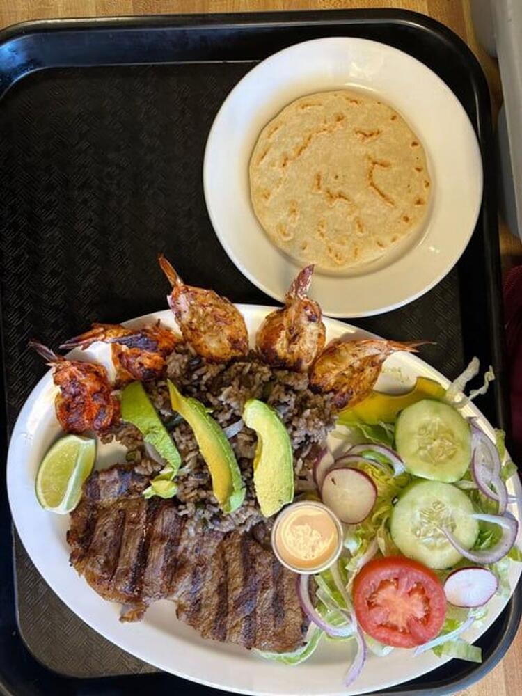 MAR Y TIERRA